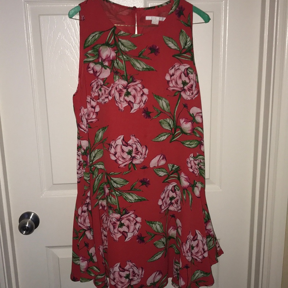 Cute flouncy dress.